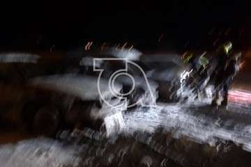 Cinco vehículos calcinados un incendio intencionado en un solar de El Ejido-Telde/TA.